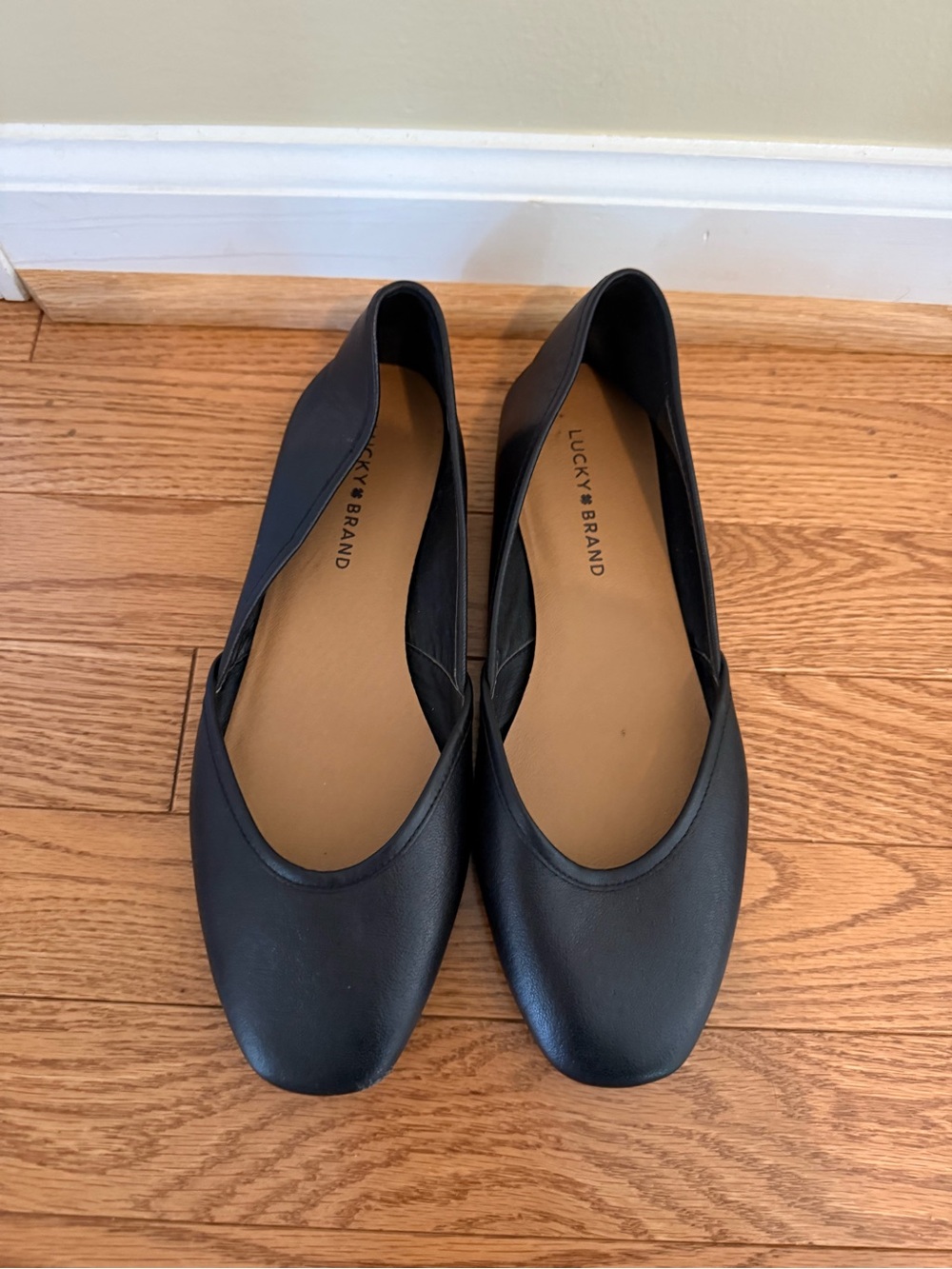 Lucky Brand Black Leather Square-Toe Flats